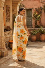 Load image into Gallery viewer, Georgette Floral Digital Print Saree With Unstitched Blouse(White)
