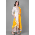 Load image into Gallery viewer, Women's Velvet Gotta Patti Dupatta (Yellow, Length: 2.25 to 2.50 Mtr) Kashvii