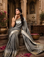 Load image into Gallery viewer, Pure Litchi Silk Saree With Unstitched Blouse(Grey)