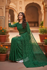 Load image into Gallery viewer, Women's Net Self Design Saree With Unstitched Blouse 5.5Mtr (Green)