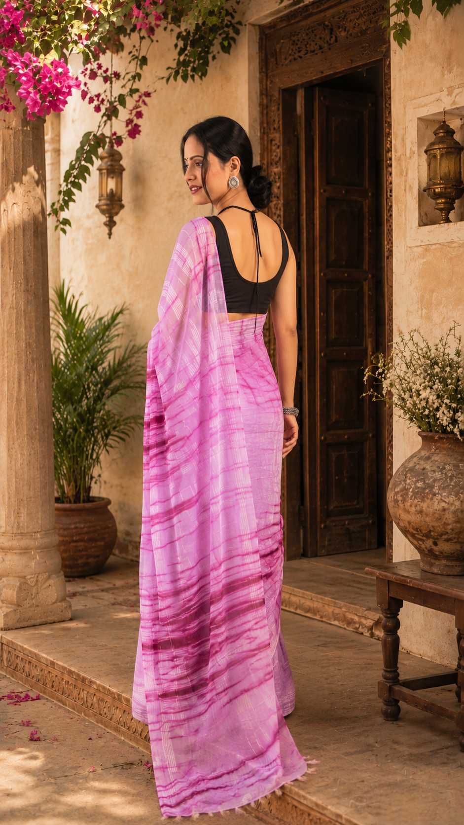 Elegant georgette printed saree with unstitched blouse(lavender pink)