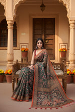 Load image into Gallery viewer, Women's Linen Printed Saree With Unstitched Blouse 5.5Mtr (Green)
