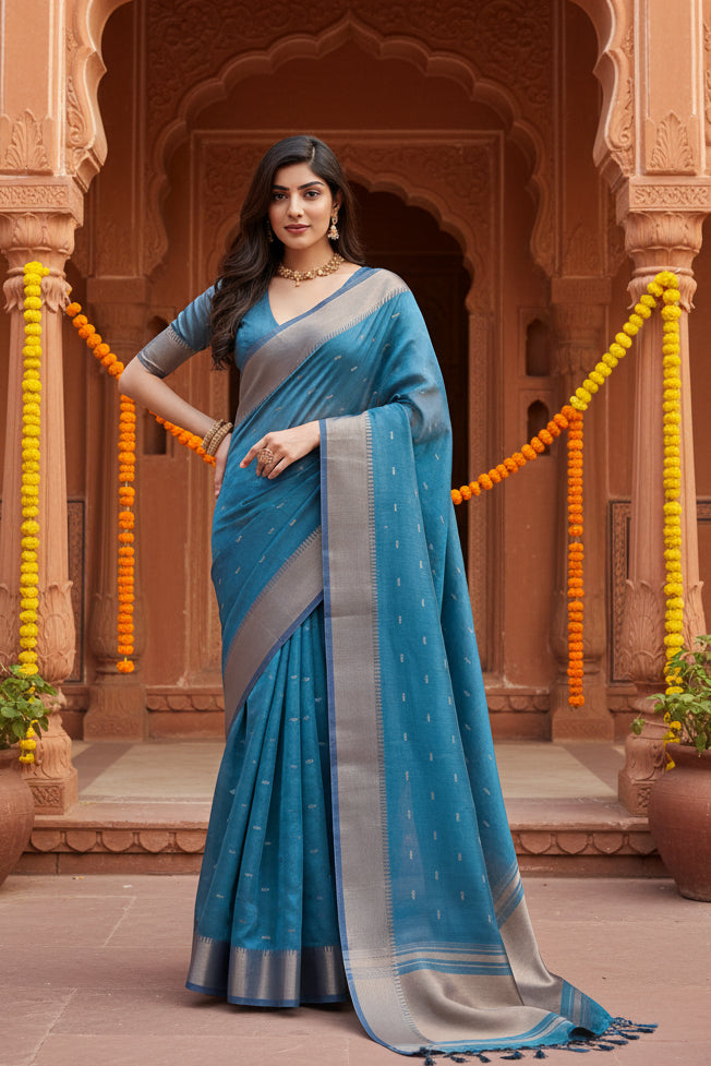 Women's silk_blend butti pattern saree with unstitched blouse 5