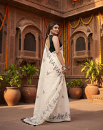 Load image into Gallery viewer, Women's Linen Cotton Printed Saree With Unstitched Blouse 5.5Mtr (Off White)