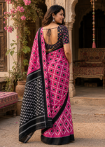 Load image into Gallery viewer, Pure Mulmul Cotton Printed Saree With Unstitched Blouse(Pink)