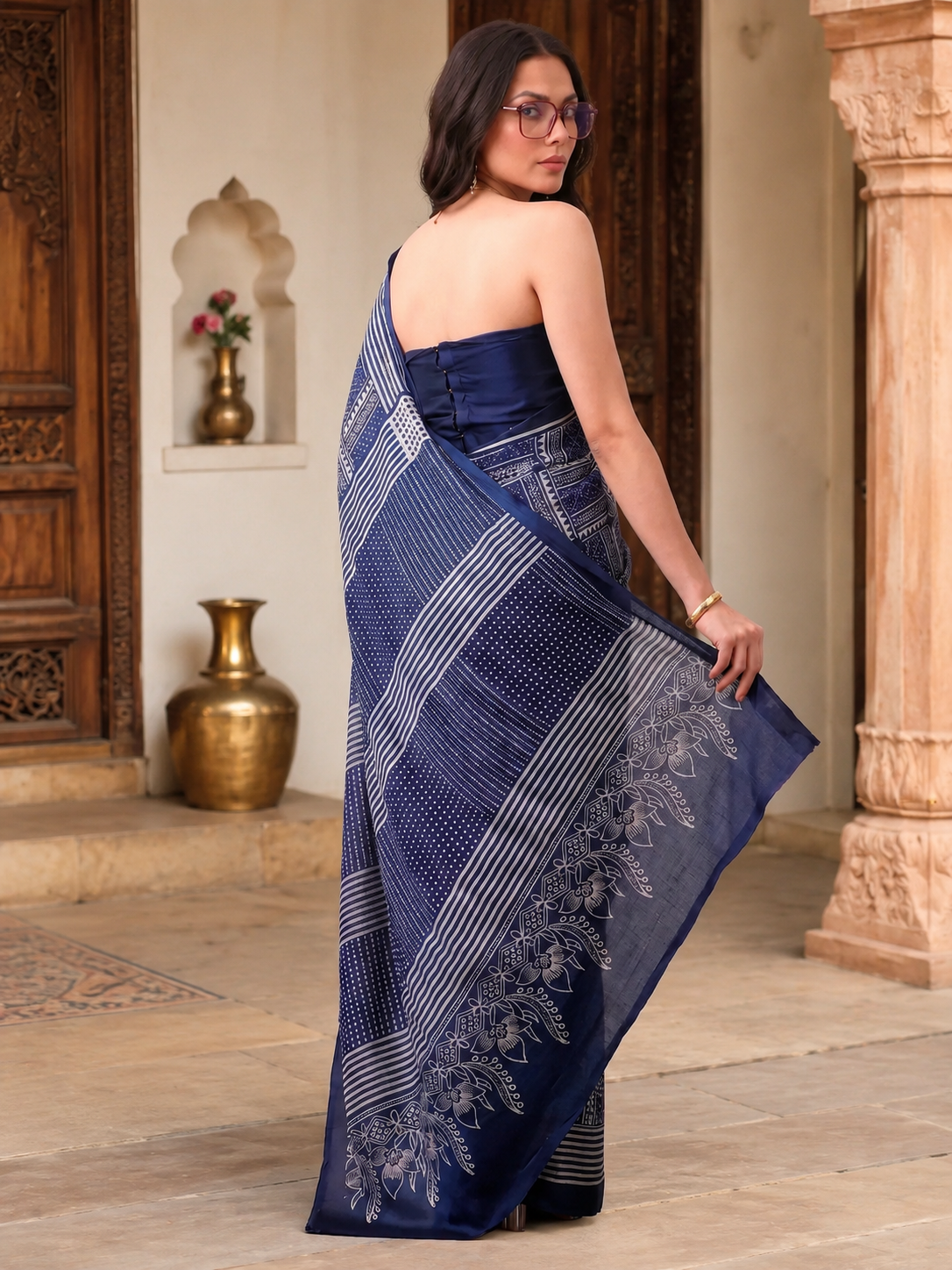 Satin Silk Printed Saree With Unstitched Blouse(Blue)