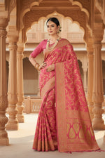 Load image into Gallery viewer, Women's Banarasi Silk Saree (Peach, 5-6mtrs) Kashvii
