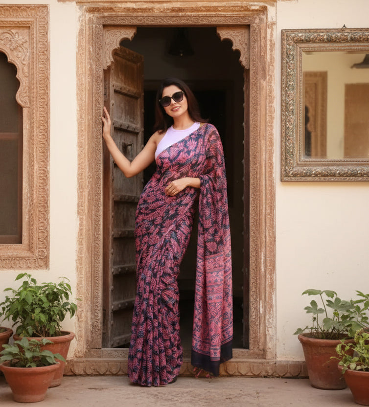 Women's Georgette Printed Saree With Unstitched Blouse 5.5Mtr (Pink)