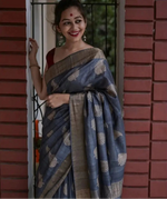 Load image into Gallery viewer, Women's Grey Silk Printed Saree With Unstitched Blouse 5.5Mtr Kashvii

