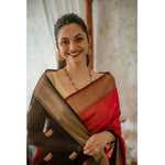 Load image into Gallery viewer, Women's Cotton  Printed Saree With Unstitched Blouse 5.5Mtr (Red) Kashvii
