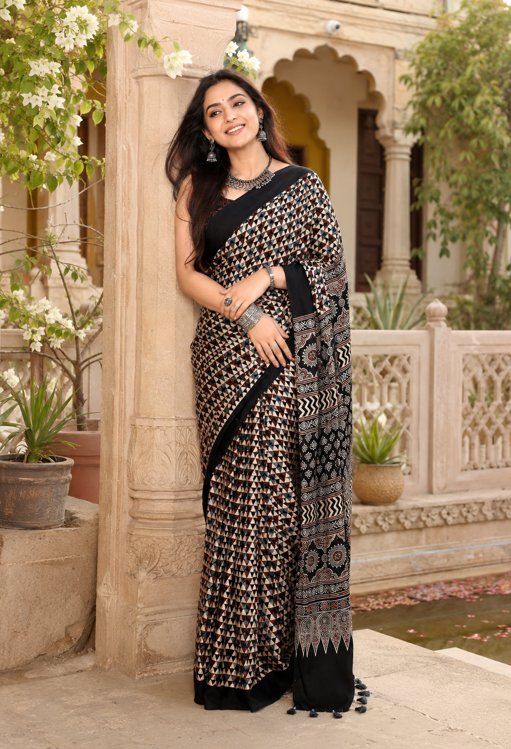 Satin Silk Mill Printed saree With Unstitched Blouse(Black)