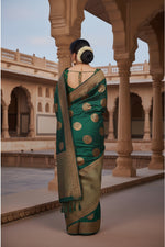 Load image into Gallery viewer, Women's Litchi silk Printed Saree With Unstitched Blouse (Green)
