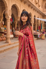 Load image into Gallery viewer, Women's Litchi silk Printed Saree With Unstitched Blouse (Red) Kashvii
