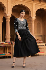 Load image into Gallery viewer, Casual Rayon Black Kurti Kashvii

