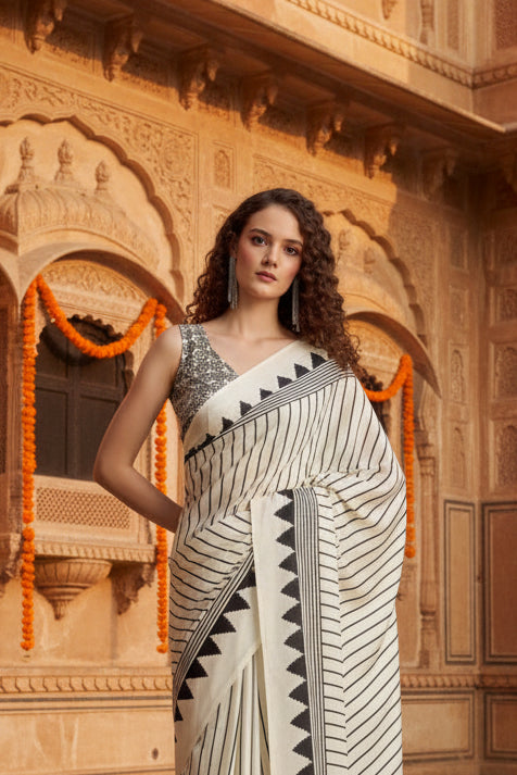 Women's Satin Crepe Printed Saree With Unstitched Blouse 5.5Mtr (White)