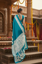Load image into Gallery viewer, Women's Satin Crepe Printed Saree With Unstitched Blouse 5.5Mtr (Sky Blue)
