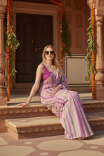 Load image into Gallery viewer, Women's Linen Printed Saree With Unstitched Blouse 5.5Mtr (Pink)
