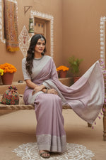 Load image into Gallery viewer, Women's Linen Printed Saree With Unstitched Blouse 5.5Mtr (Purple)
