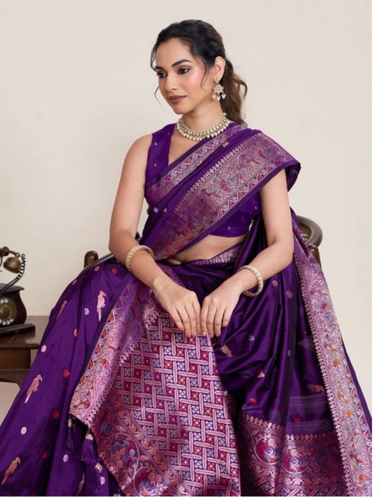 Women's Jacquard Woven Saree With Unstitched Blouse 5.5Mtr (Purple)