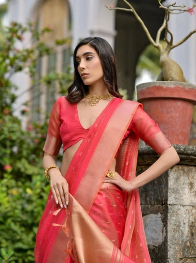 Women's Silk_Blend Butti Pattern Saree With Unstitched Blouse 5.5Mtr (Pink)