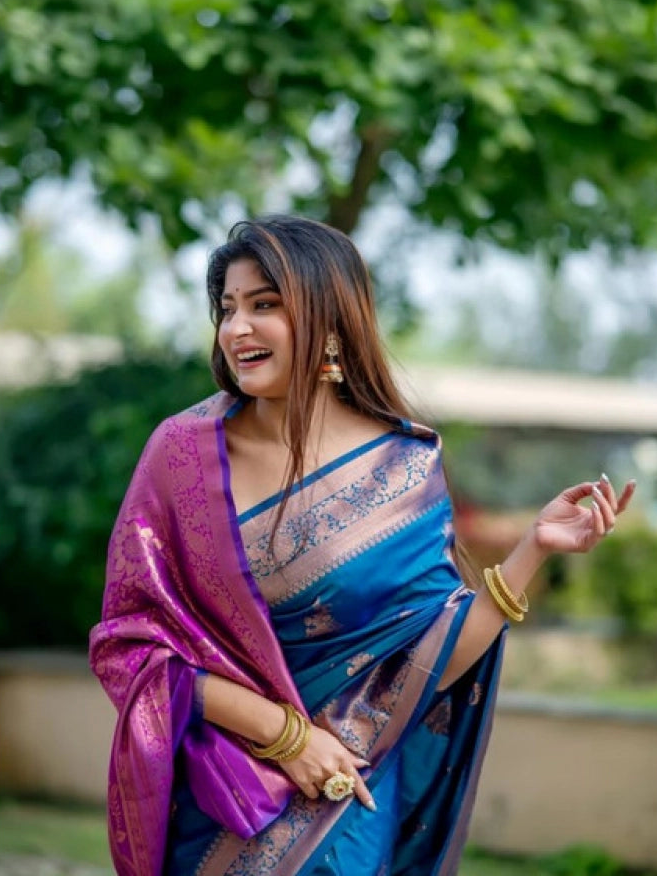 Women's katan_silk zari_weaving saree with unstitched blouse 5