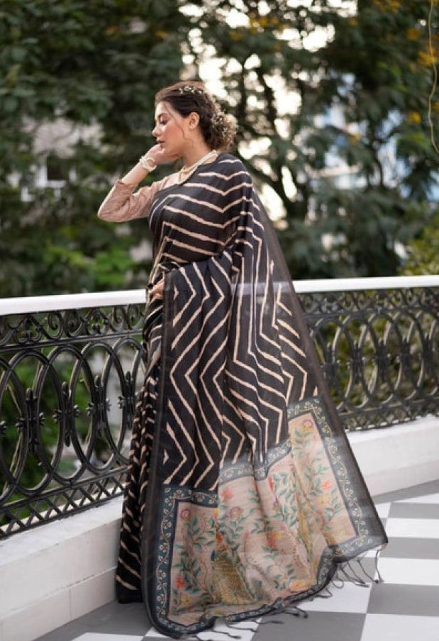 Women's Faux_Tussar_Silk Geometric_Print Saree With Unstitched Blouse 5.5Mtr (Black)