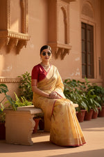 Load image into Gallery viewer, Women's Silk Blend Ethnic Ikat Pattern Saree With Unstitched Blouse 5.5Mtr (Cream)
