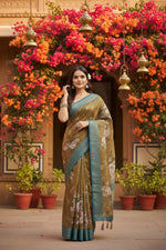 Load image into Gallery viewer, Women's Cotton Blend Floral Printed Saree With Unstitched Blouse 5.5Mtr (Multicolor)
