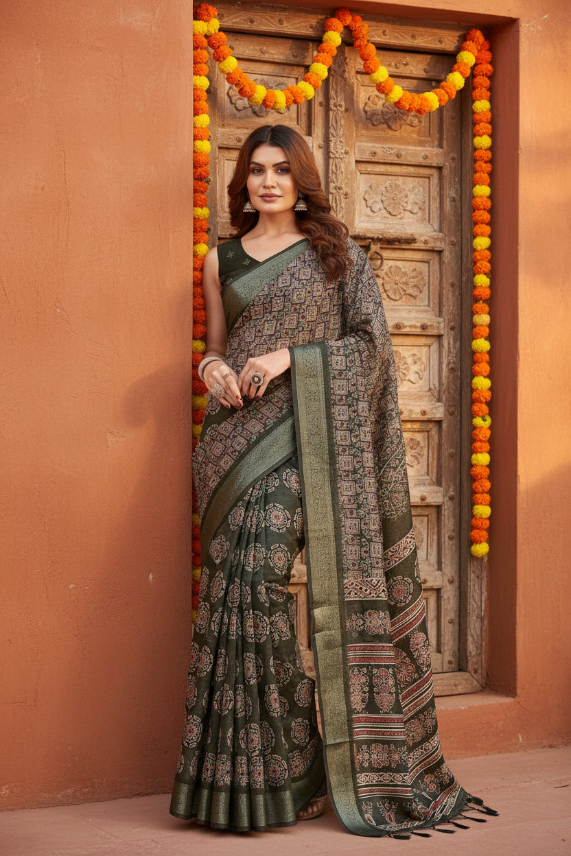 Generic Women's Cotton Blend Printed Saree With Unstitched Blouse 5.5Mtr (Black)