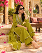 Heavy Roman Silk Kurti Pant Dupatta Set(Green)