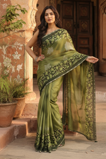 Load image into Gallery viewer, Georgette Floral Printed Saree With Unstitched Blouse(Green)
