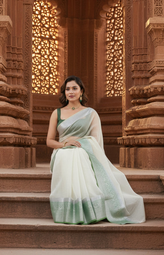 Soft Organza Saree With Unstitched Blouse(Green)