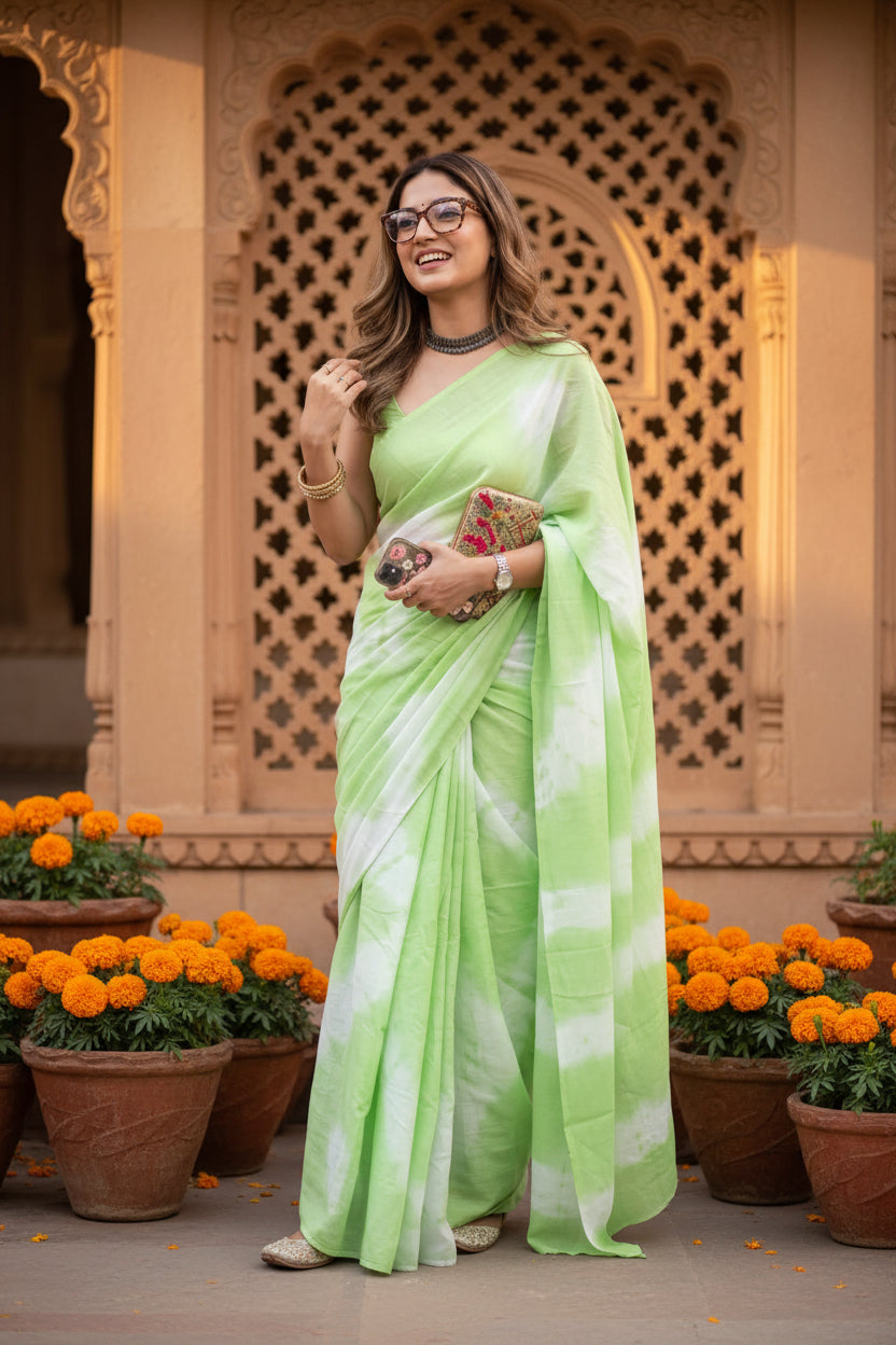 Mulmul Cotton Printed Saree with Unstitched Blouse(Green)