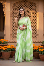 Load image into Gallery viewer, Mulmul Cotton Printed Saree with Unstitched Blouse(Green)
