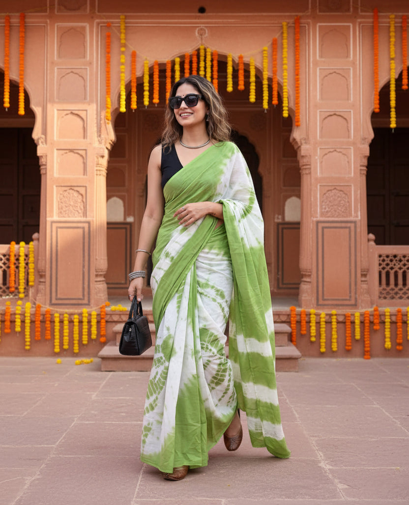 Mulmul Cotton Designer Saree With Unstitched Blouse(Green)