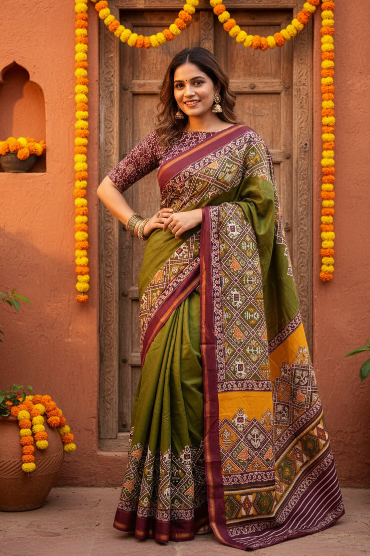Cotton Printed Zari Border Saree With Unstitched Blouse(Green)